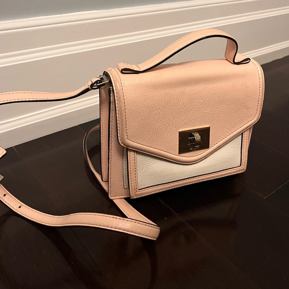 KATE SPADE cross body and handle bag, can be worn both ways.